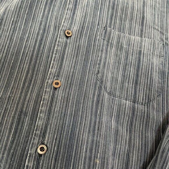 Tommy Bahama Silk Blend Button Down Shirt Navy Textured Size XL - Picture 2 of 11